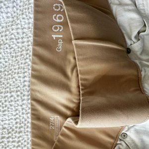 Gap white maternity jeans